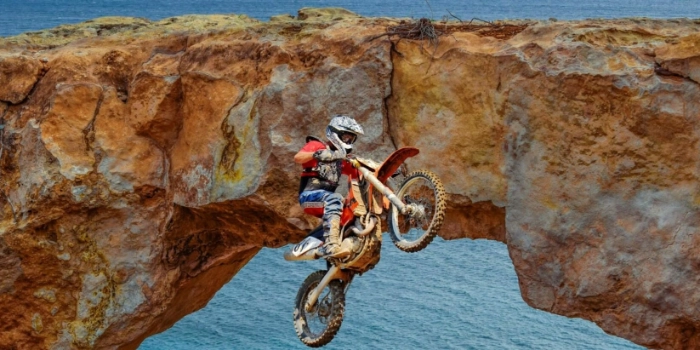 Motorradfahrer-scaled